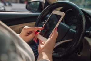 How De Castroverde Law Group Can Help After a Distracted Driving Accident in Las Vegas, NV